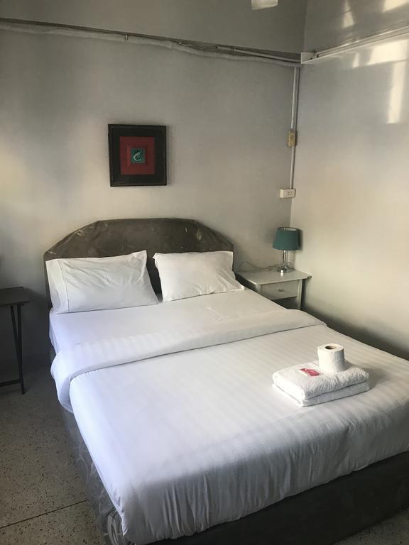 Scandalic Bar And Guest House Pattaya Zewnętrze zdjęcie